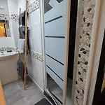 Chez Louchris Apartment