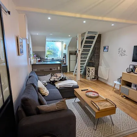 Chez Louchris Apartment *